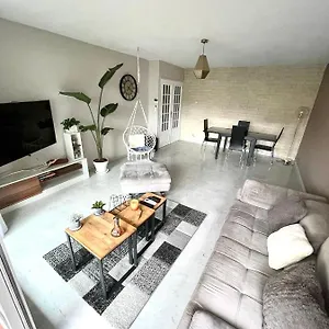 Appartement Parc Chambrun Magnifique 3 Pieces, Nice